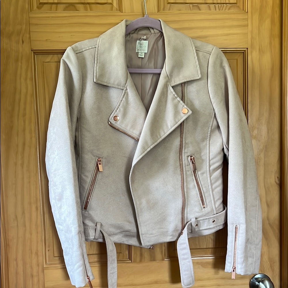Women's Cream Jacket with Gold Accents
